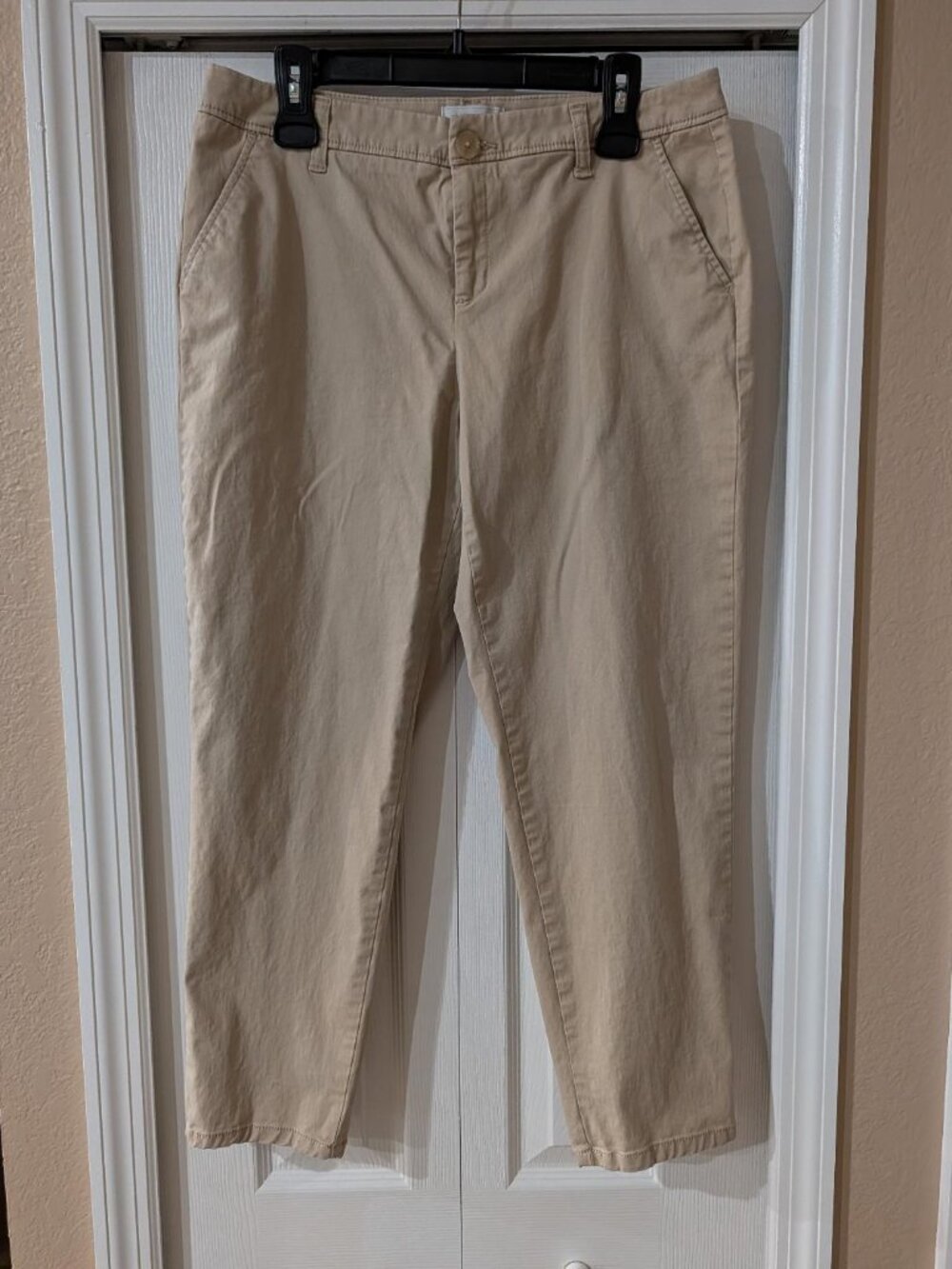 Liz Claiborne Classic Womens Ankle Pants Straight Leg Khaki Tan Casual Size 10